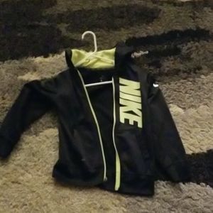 Nike drifit Youth Hoodie Sweatshirt Size M